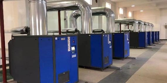 每周葉輪維護(hù)，確?？諝鈶腋」娘L(fēng)機(jī)穩(wěn)定高效輸出